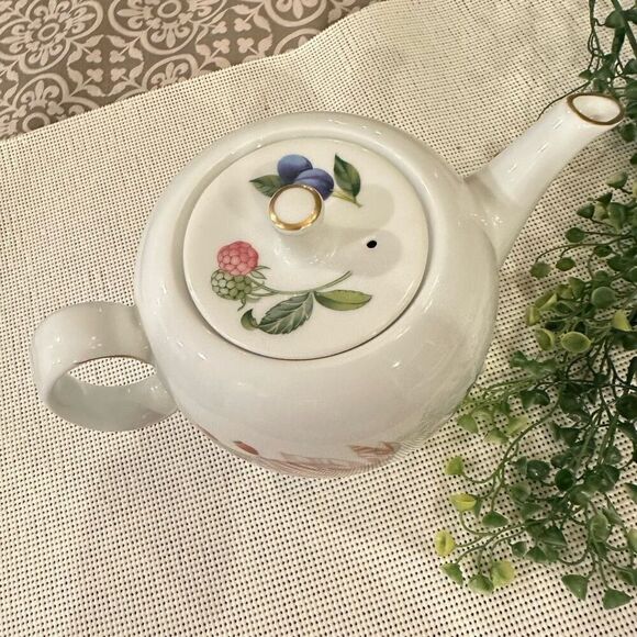 Royal Worcester Pershore Teapot with Lid‎ Fine Porcelain Gold Trim Vintage - Picture 4 of 10